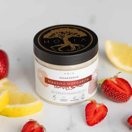 strawberry body scrub with sugar and natural oils