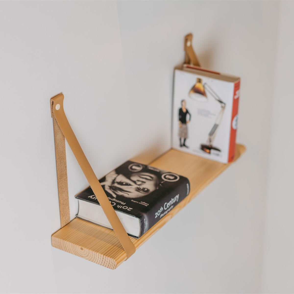 leg&go Pine & Leather Floating Shelf – 60 cm