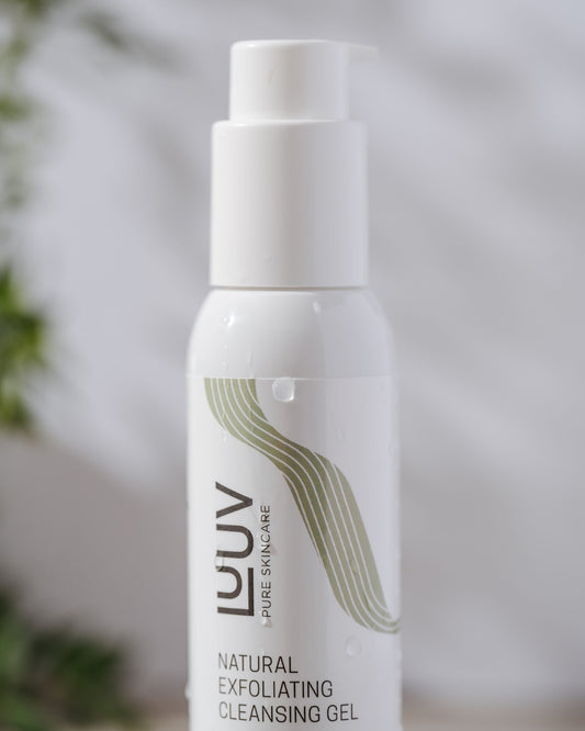 Natural Exfoliating Cleansing Gel with Bamboo 125 ml tube