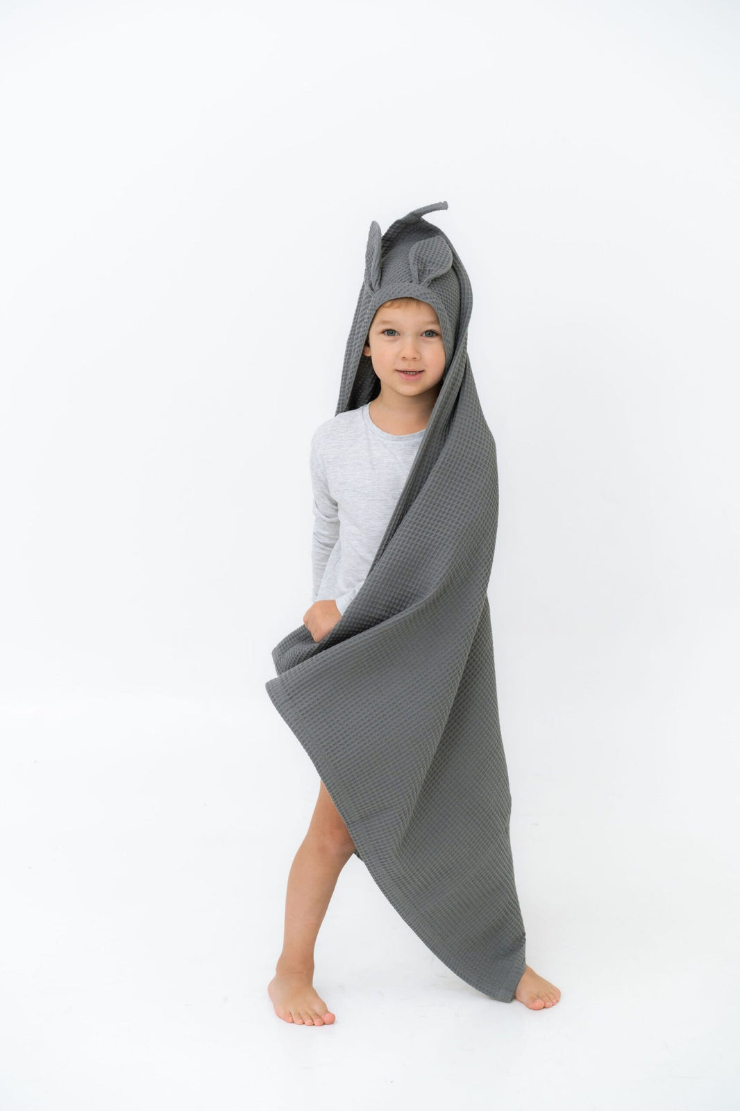 Nuss Kids’ Hooded Cotton Waffle Towel – Bunny Ears