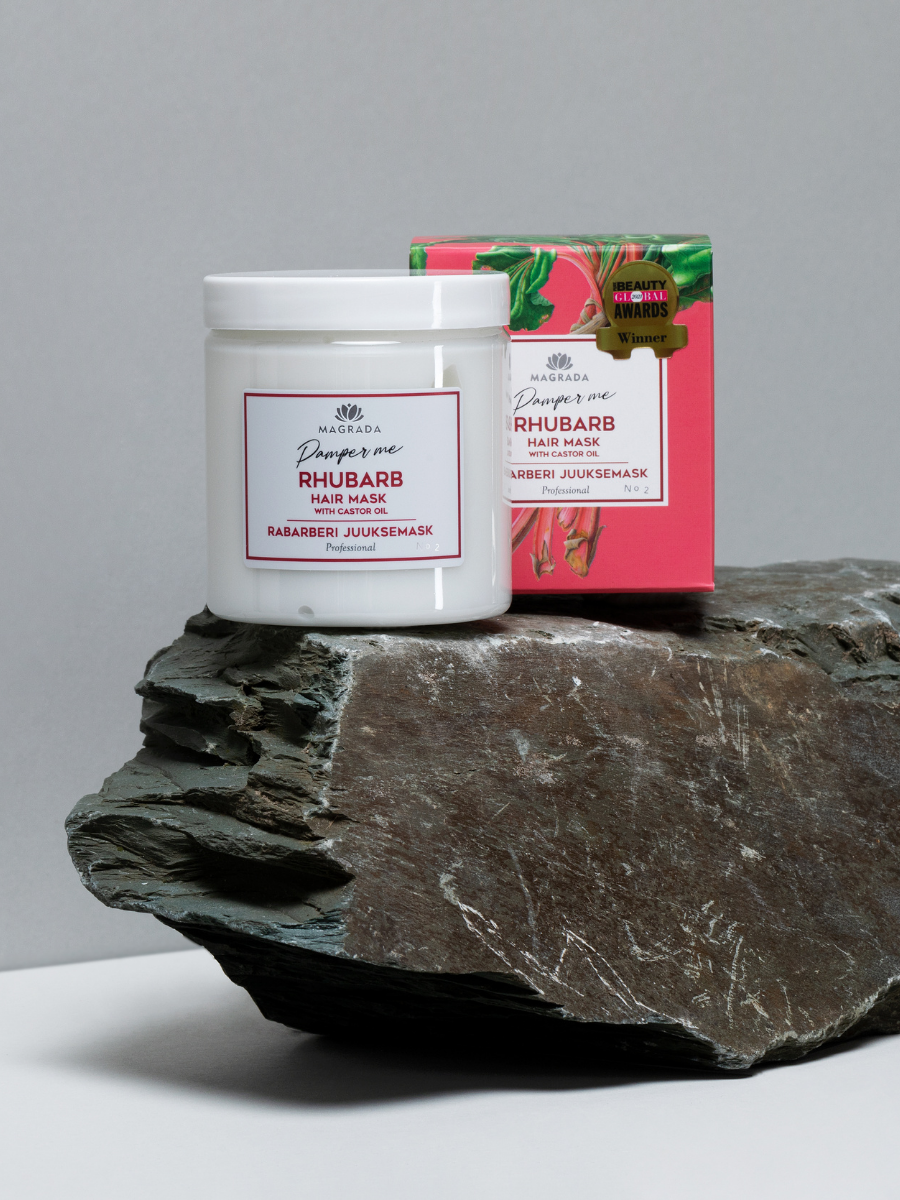 hair mask with rhubarb extract and castor oil for deep conditioning